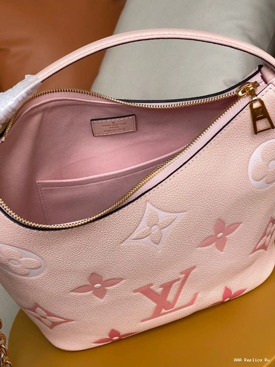AAA Replica Ru MARSHMALLOW LOUIS VUITTON 0809